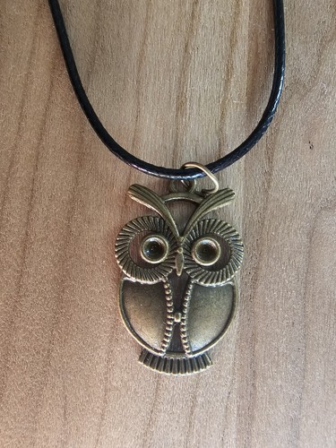 Collana unisex con ciondolo